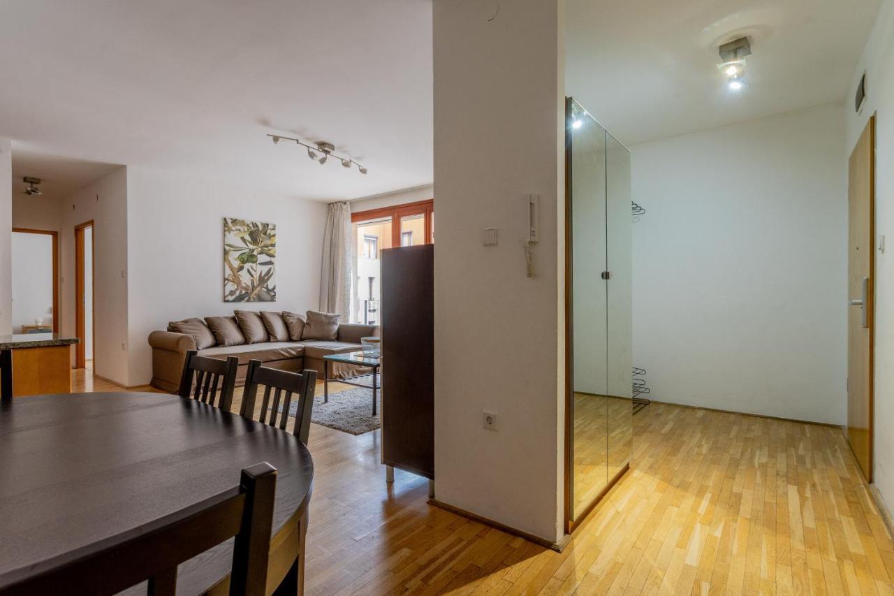 K9 Apartamento Budapest Exterior foto